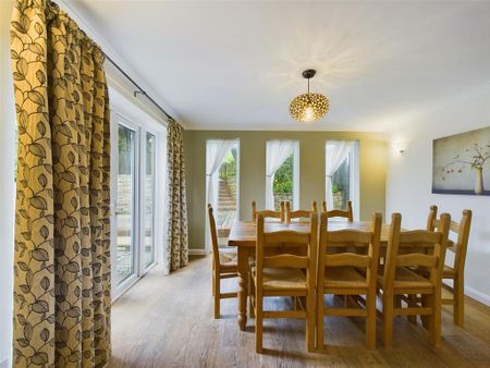 4 bedroom house to rent - Photo 5