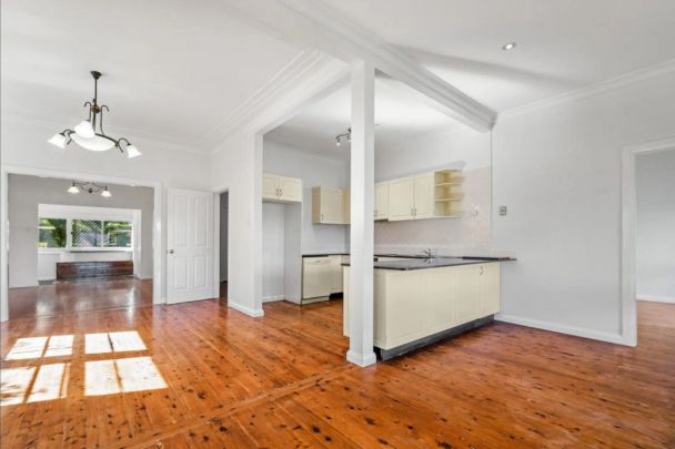 404 Mann Street, North Gosford. - Photo 1