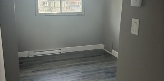 3 Chambres Rénovées - Photo 3