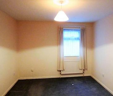One Bedroom Ground Floor Spacious Maisonette to Rent in High Wycombe - Photo 4