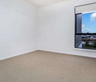 6 Chambers Street, Mango Hill QLD 4509 - House For Rent | Domain - Photo 2