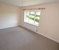 2 Bed Property To Rent - Photo 2
