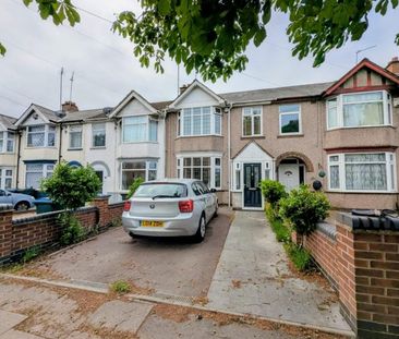 3 BED House To rent - Photo 1