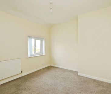 Essex Road, Doncaster, Bircotes - Photo 5