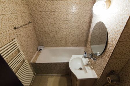 Apartament cu 2 camere, zona Tudor - Fotografie 4