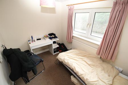 Room For Rent Wood Road, Pontypridd - Photo 2