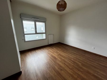 Location Appartement 3 pièces 62m² BEGLES 33130 - Photo 5