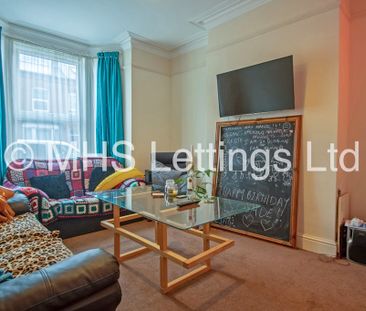 4 Bedroom Mid Terraced House for rent in Ashville Terrace - Photo 2