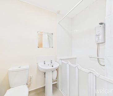 1 bedroom End Terraced Bungalow - Greenfields, South Drive, Cuffley - Photo 2