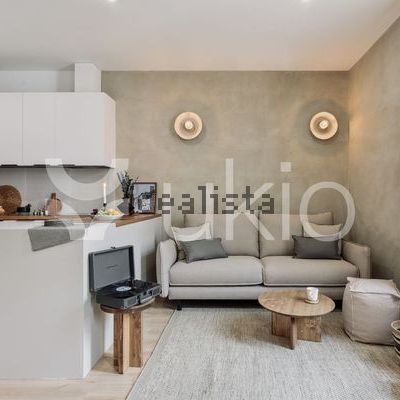 Alquiler de ático en Calle de Sepúlveda - Photo 1