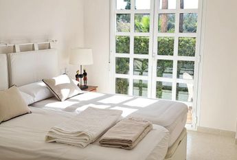 Spacious ground floor for rent with a pool and garden in Javea Arenal LONG TERM