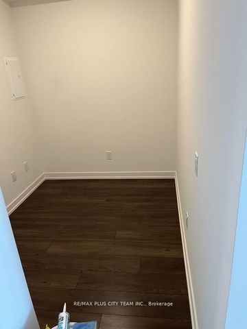 For Lease - 150 Logan Avenue Unit# 622, Toronto, Ontario - Photo 5