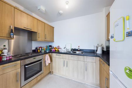 2 bedroom apartment to rent - Photo 5