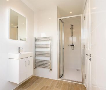 2 bedroom apartment to rent - Photo 6