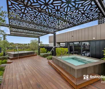 Excellent Location, Great size, Convenience is the key - Photo 4