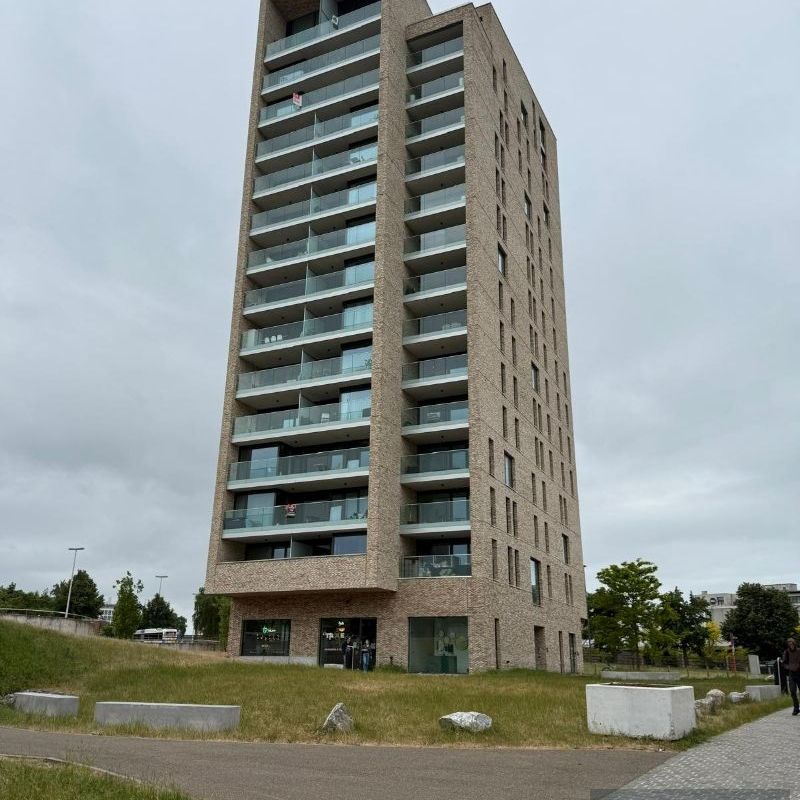 GEMEUBELD 2-SLAAPKAMER APPARTEMENT - Foto 1