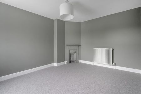4 bedroom terraced house to rent - Photo 3