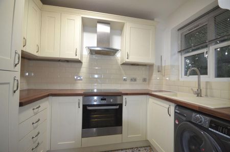 1 bedroom maisonette to rent - Photo 3