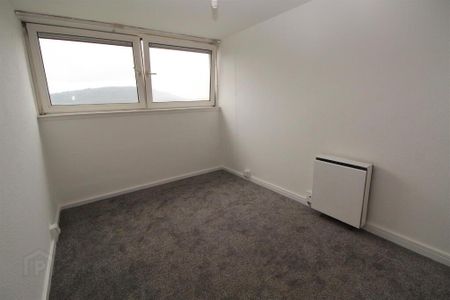 14a Woodland House, Woodland Drive, Newtownabbey, BT37 9SG - Photo 3