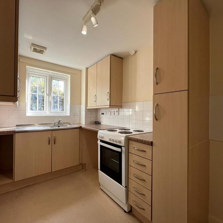 2 bedroom apartment to rent - Photo 1