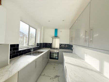 Property For Let - Scarisbrick Drive - Photo 3