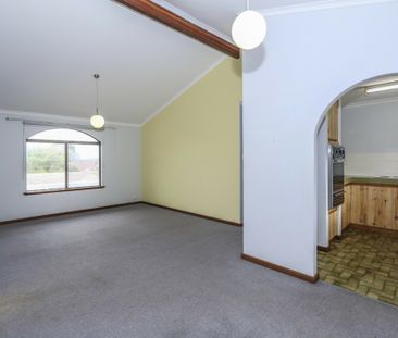 Mediterranean comes to Maylands - Roof Terrace and River Glimpses - Photo 5