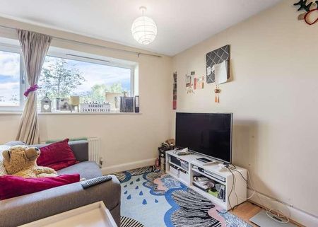 London Road, Bicester, OX26 - Photo 2