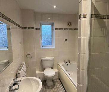 Fleet Avenue - Photo 5