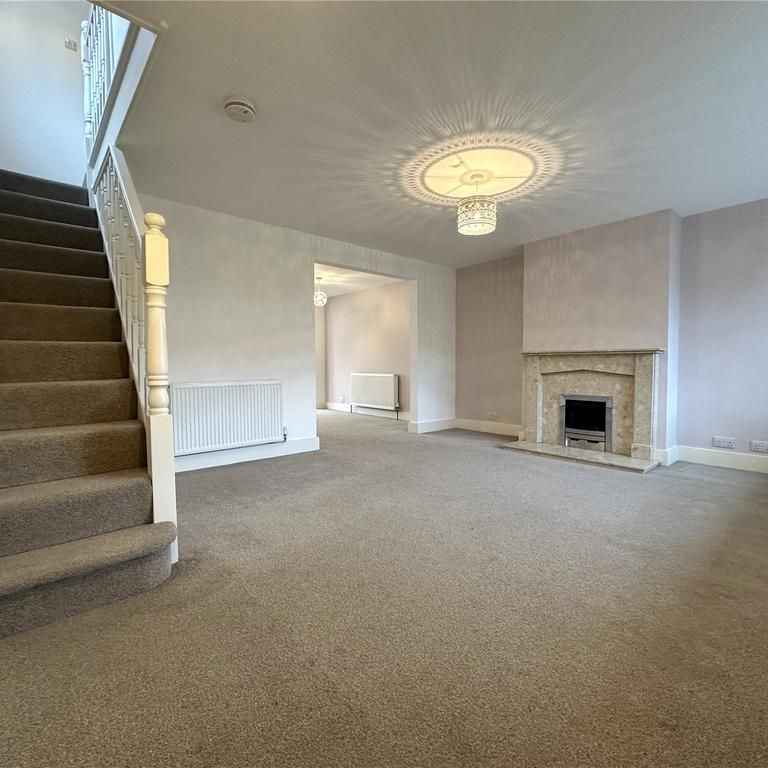 3 bedroom semi-detached house to rent - Photo 1