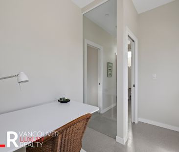 Laneway House in Vancouver West Side, BC - Photo 2