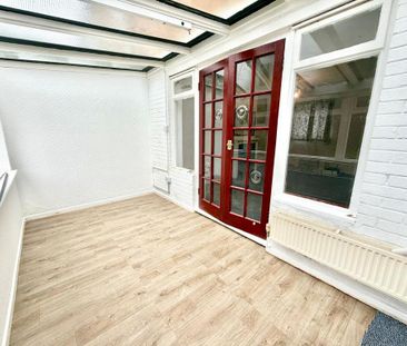3 bedroom terraced house to rent - Photo 1