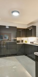 1 bedroom house of multiple occupation to rent - Photo 3