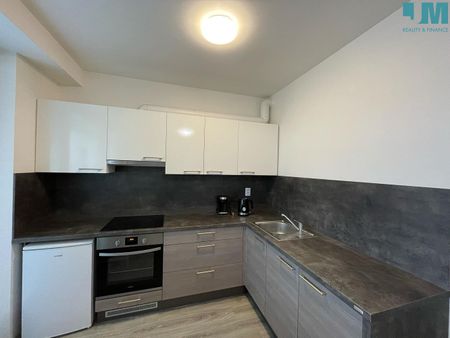 Pronájem bytu 1+kk 38 m² - Fotografie 2