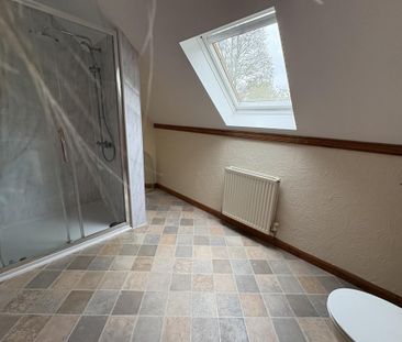 4 bedroom bungalow to rent - Photo 3