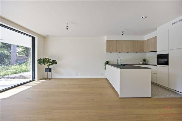 Appartement te huur - Foto 1