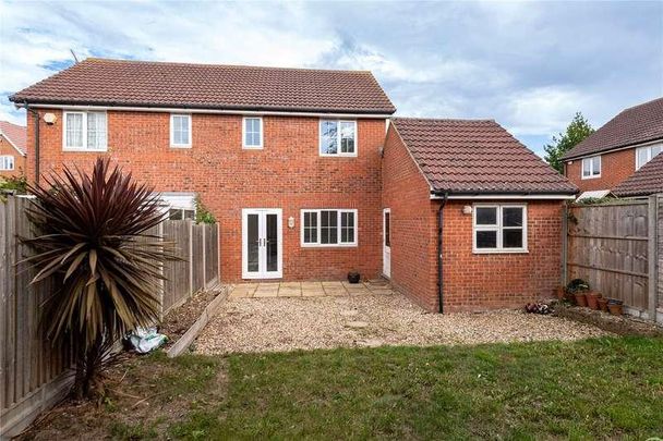 Teal Way, Sittingbourne, Kent, ME9 - Photo 1
