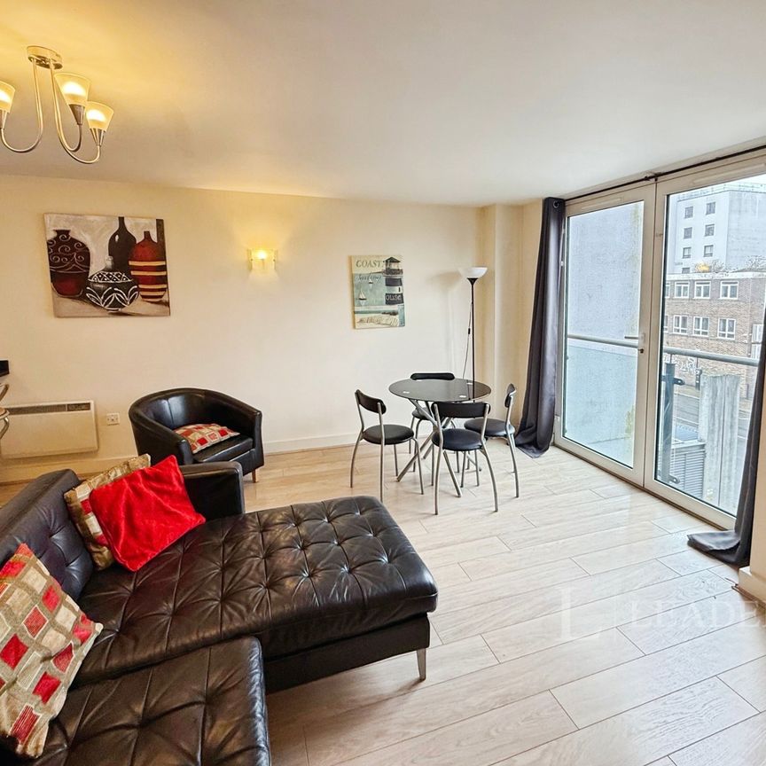 1 bedroom apartment to rent Channel Way, Southampton, SO14 - Photo 1