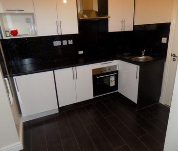 Ffordd Y Ffynnon, Bangor, Gwynedd, LL57 - Photo 2