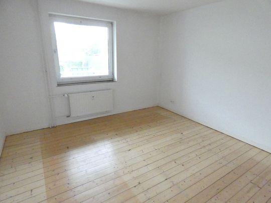 Schicke Erdgeschoss-Wohnung mit Balkon in ruhiger Lage - Photo 1