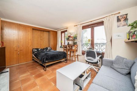 Studio to rent - Photo 2