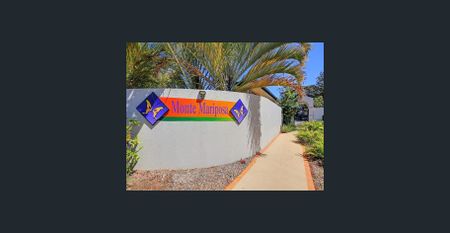 Resort style, 2-stories Townhouse in Carindale - Photo 4