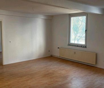 Beschauliche Hinterhofwohnung mit mehrpaarteilicher Gartennutzung - Photo 2