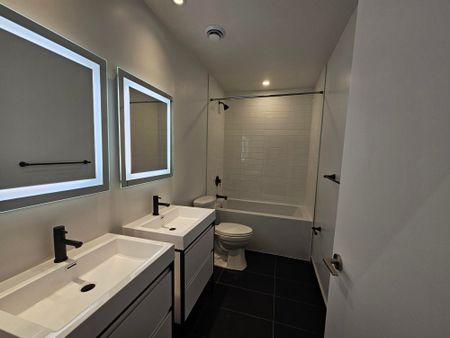 For Lease - 150 Logan Avenue Unit# 702, Toronto, Ontario - Photo 5