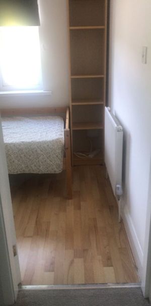 Room in a Shared House, Woodside Road, NG9 - Photo 1