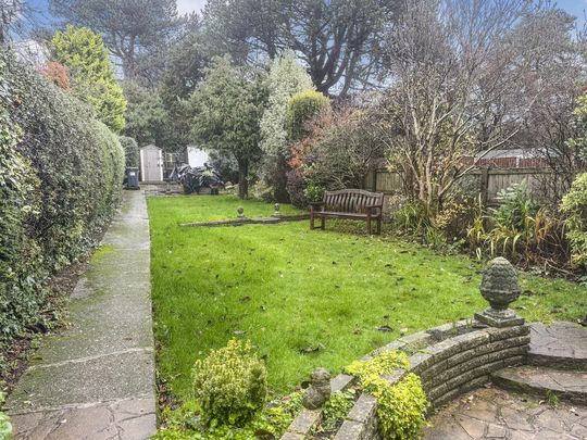 3 bedroom semi-detached house to rent - Photo 1