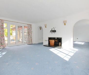 4 bedroom detached house to rent - Photo 5