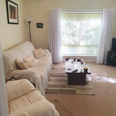 Oakleigh South - Photo 1