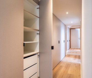 Woning te huur in Kortrijk voor € 1.150 met 2 slaapkamers - Foto 3