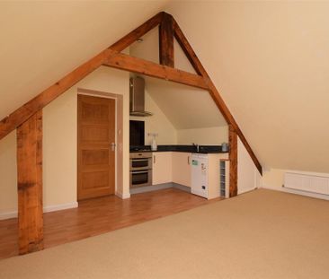 2 bedroom maisonette to rent - Photo 5