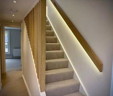 3 bedroom end of terrace house to rent - Photo 3